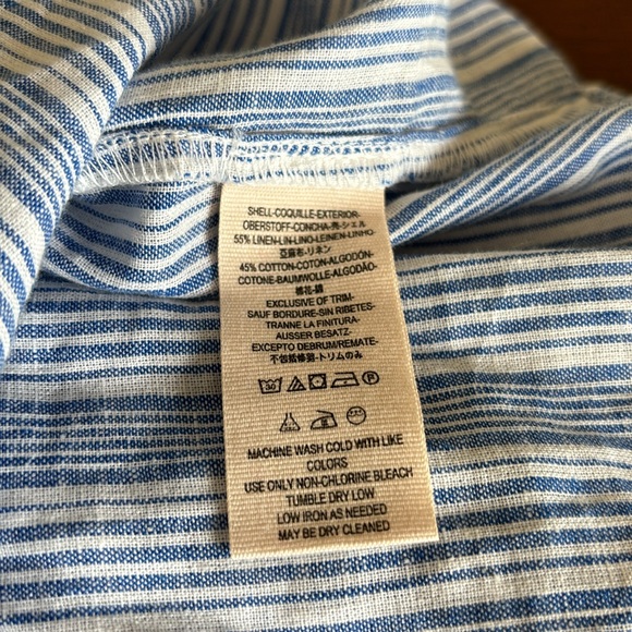 Free People Oxford blue and white striped off the shoulder. Women’s size M. EUC - Picture 6 of 6